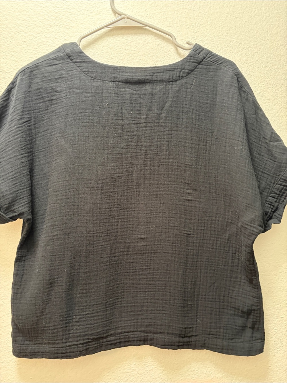Women's Black V-Neck Gauze Top - Picture 3 of 4